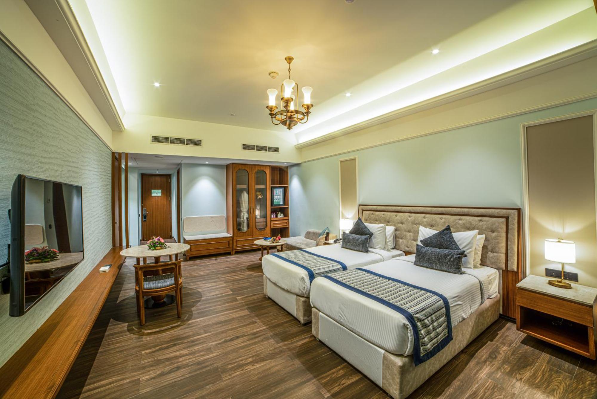 Gift City Club, A Member Of Radisson Individuals Gandhinagar Eksteriør billede